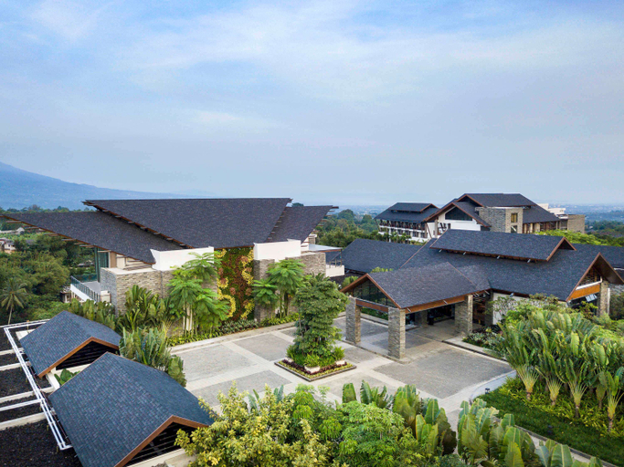 Exterior & Views 2, Pullman Ciawi Vimala Hills Resort Spa & Convention, Bogor
