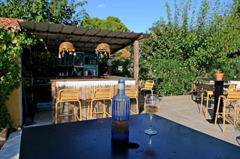 Others 3, B&B La Terre Brulee, Gard