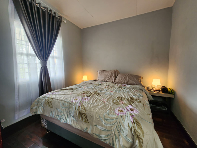 Bedroom 4, Porlak Hebron Family Homestay Silangit