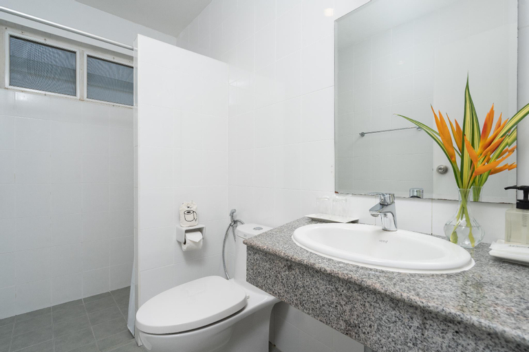 Bathroom 1