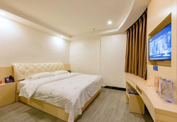 Xingyue Hotel (Jiangnan Bus Terminal Dashatian Subway Station), Nanning