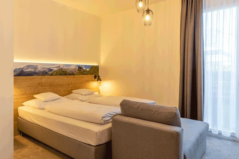 Bedroom 3, MEAT & STAY HOTEL, München
