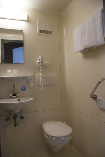 Bathroom 4, Fletcher Hotel-Restaurant De Geulvallei, Valkenburg aan de Geul