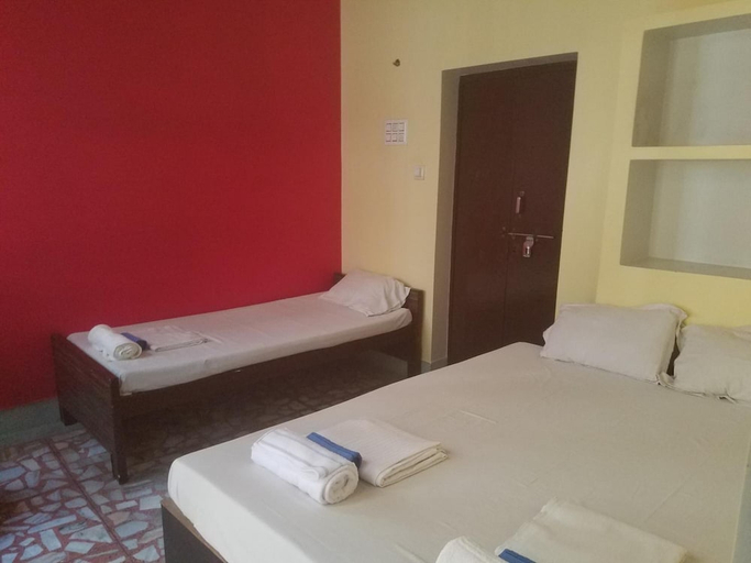 Bedroom 3, Baba Guest House, Varanasi