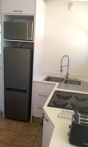 Facilities 5, Villa Vista, Eden