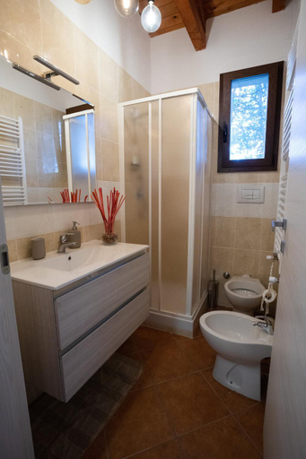Others 5, Villa Artemide, Foggia