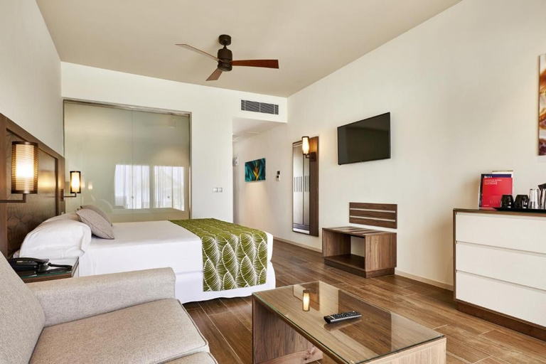 Bedroom 2, Hotel Riu Atoll, Maafushi Island