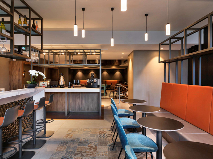 Food & Drinks 5, Mercure Auckland Queen Street, Waitakere
