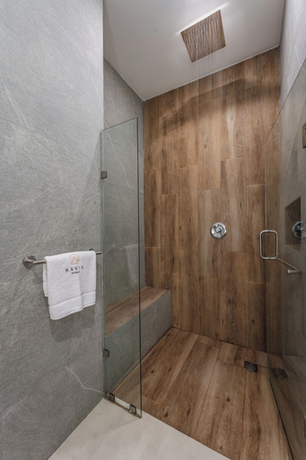 Bathroom 4, Hotel Chariot, Mérida