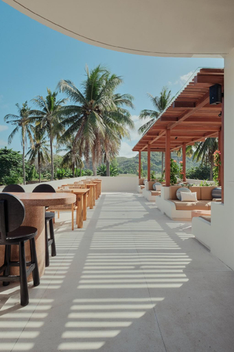 Food & Drinks 5, Boni Beach Hotel & Restaurant, Lombok