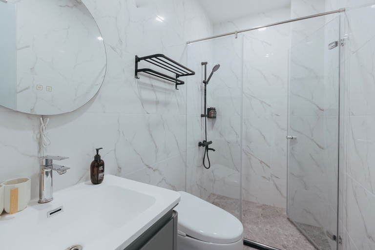 Bathroom 3, Mu Liv, Yilan