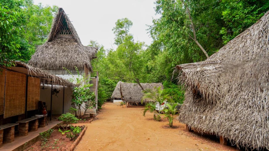 Others 4, Nebula Nest Cafe & Hostel, Viluppuram