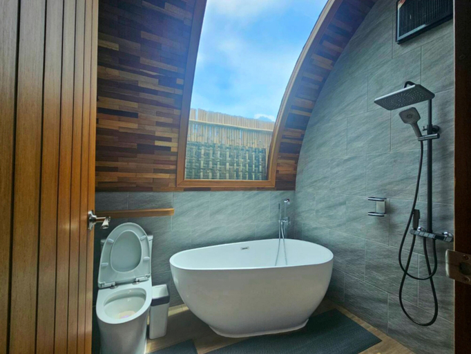 Bathroom 3, Pang fan Rock & River Resort, Doi Saket