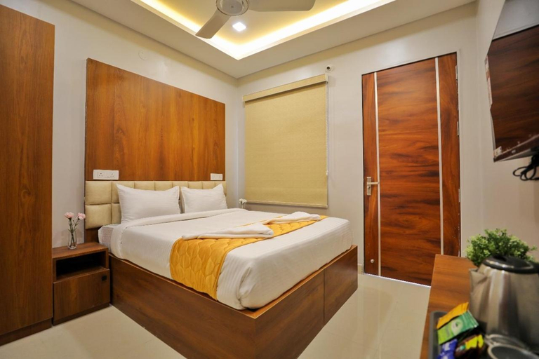Bedroom 2, Hotel Ceasta, Hyderabad