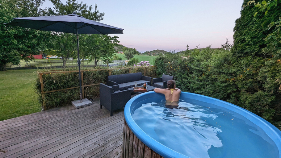 Sport & Beauty 5, Mikael's Bed & Spa apartment, Sandefjord