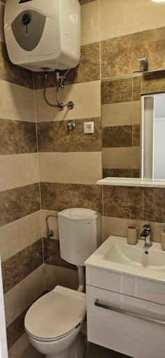 Others 5, Antruzo Room, Dubrovnik