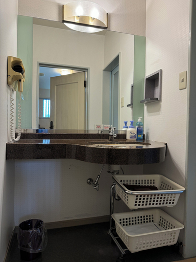 Bathroom 3, Village Lereve, Takeo