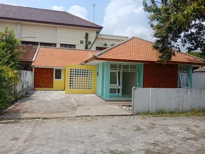 Exterior & Views 5, Zaida House Syariah, Yogyakarta