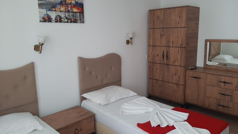 Bedroom 2, Sevo Hotel, Ayvalık