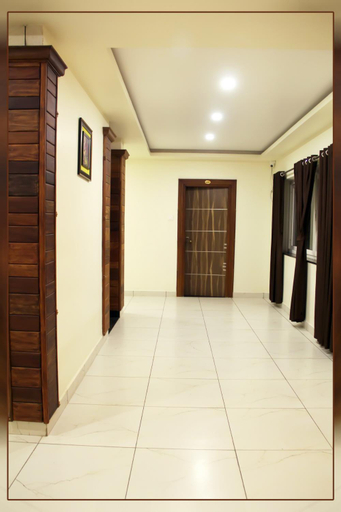 Others 5, Sree Ganesh Inn, Dindigul