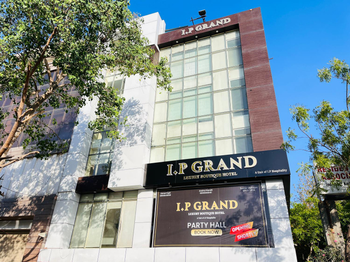 Exterior & Views 2, Hotel Aura IP Grand Karkardooma Metro, Delhi