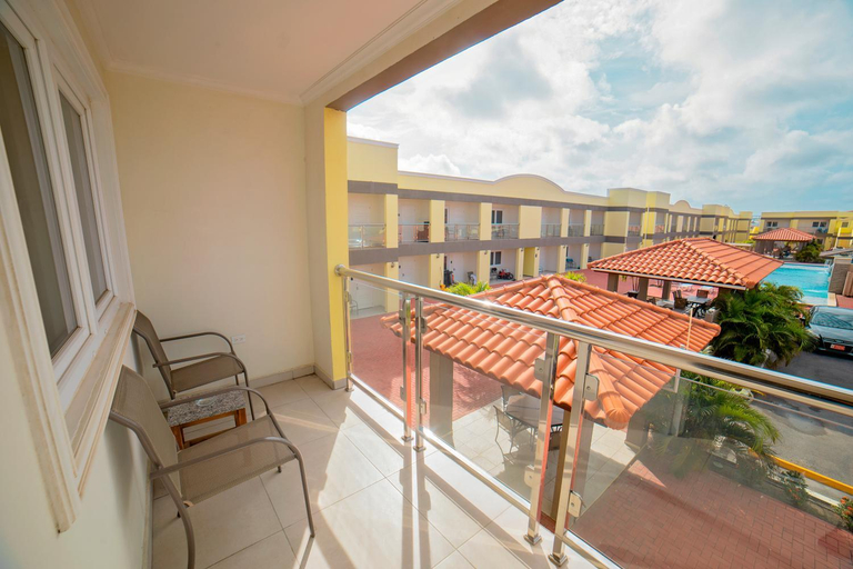 Others 4, Pearl Aruba Condos