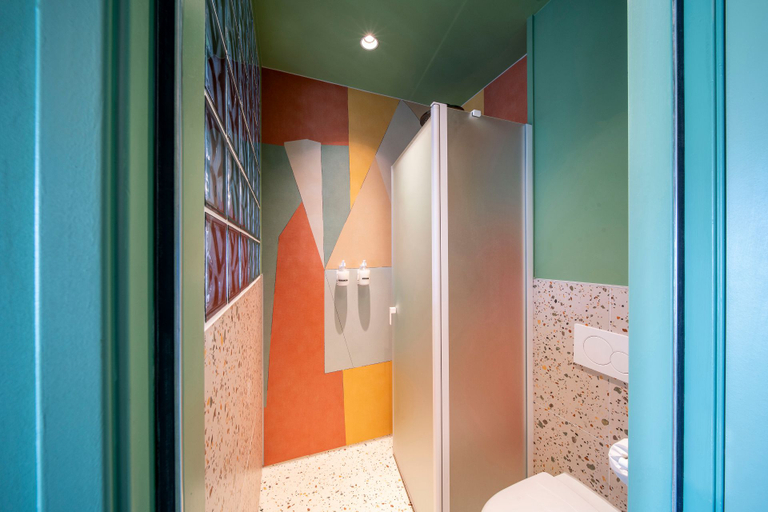 Bathroom 4, Tourist Inn Budget Hotel, Amsterdam