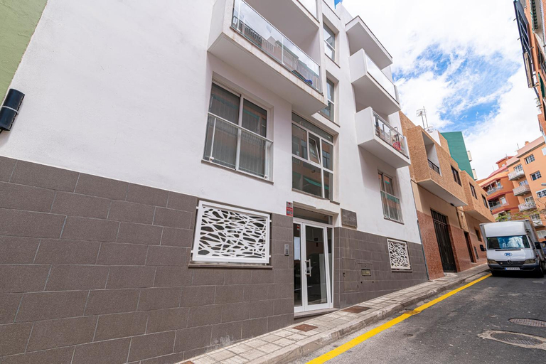Others 5, Edf BRISA en El Medano, Santa Cruz de Tenerife