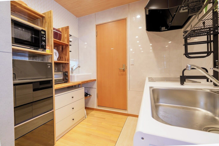 Others 5, Itabashi Ekimae Store Diamond Yuu, Itabashi