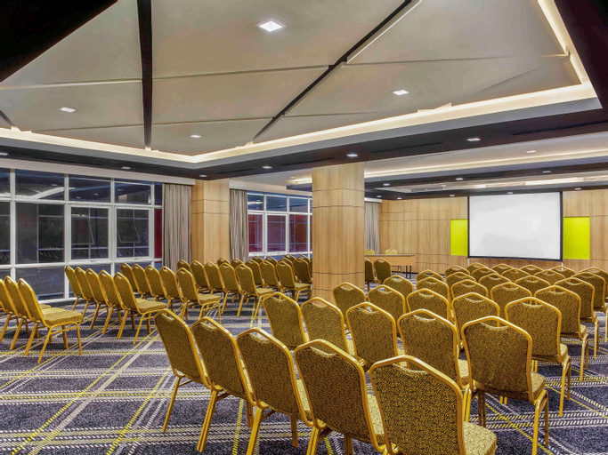 Business Facilities