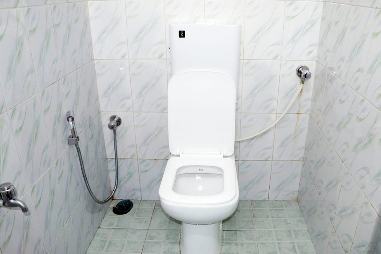 Bathroom, White Sand Resort Manori Mumbai, Mumbai Suburban