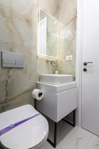 Bathroom 5, N HOTEL CITY CENTER BY NOSHI, Tiranës