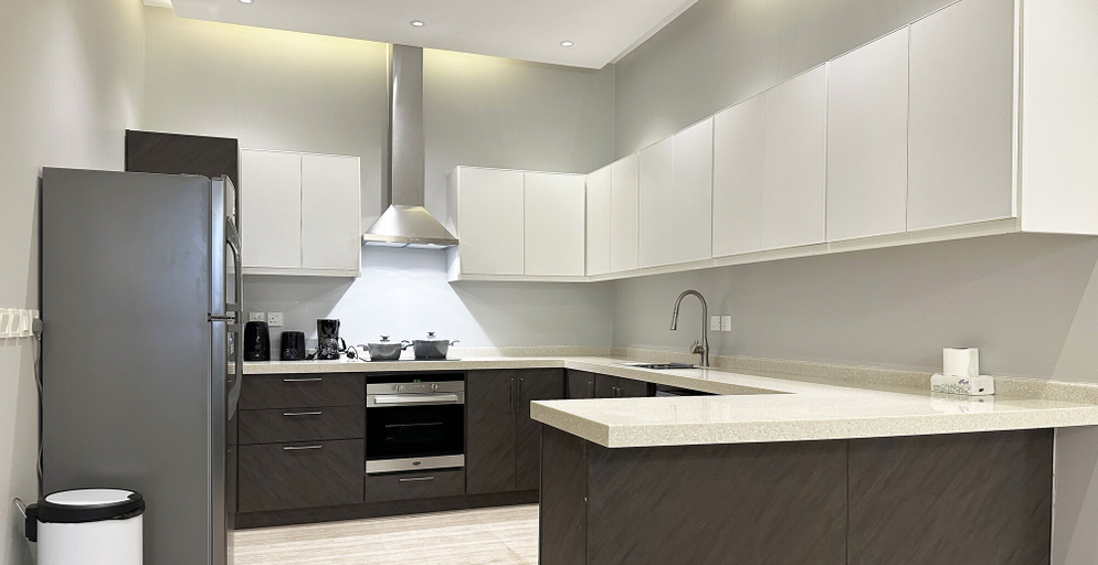Others 5, Kease Malqa B5-1 Royal Touch GX94, Riyadh