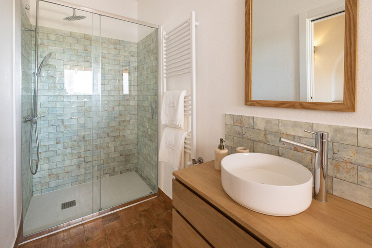 Bathroom 4, Quinta Marugo, Serpa