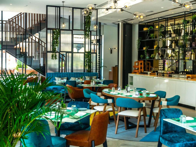 Food & Drinks 5, ibis Styles Dubai Deira, Dubai