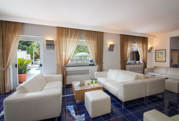 Others 4, Grifo Hotel De Charme, Napoli