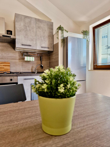 Others 3, Casa Elena by TraMonti Apartments, L'Aquila
