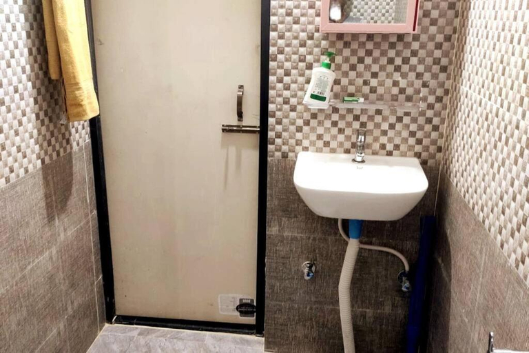 Bathroom 4, Comfort Family Homestay, Kamrup Metropolitan