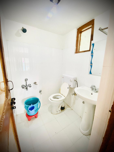 Bathroom 5, Al Hayat Guest House, Anantnag