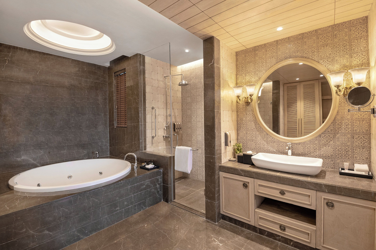 Bathroom 5, Welcomhotel by ITC Hotels, Tavleen, Chail, Shimla