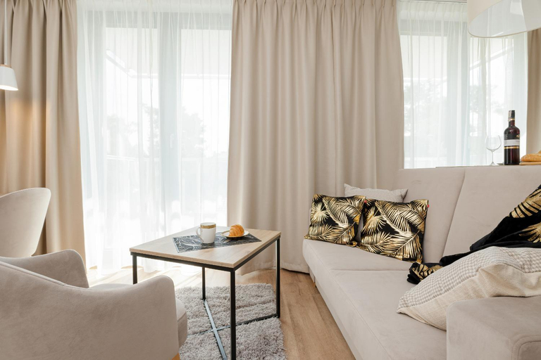 Others 2, Apartamenty Jantaris II by Noclegi Renters, Koszalin
