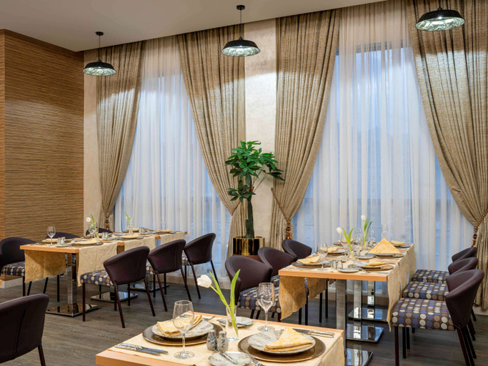 Food & Drinks 3, Novotel Makkah Thakher City, Makkah