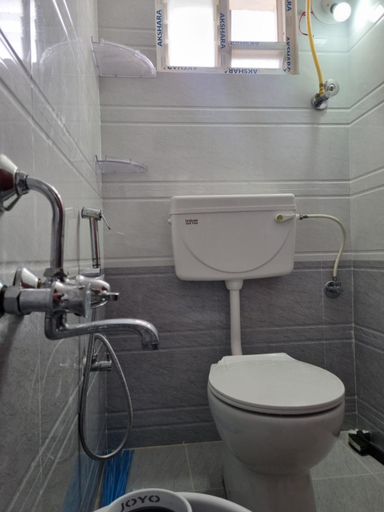Bathroom 3, Aditya Homestay, Chittoor
