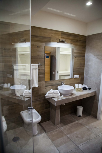 Bathroom 2, Vittoria Wellness, Napoli