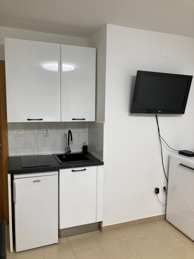 Others 3, Cozy studio apartment Varos, Pula