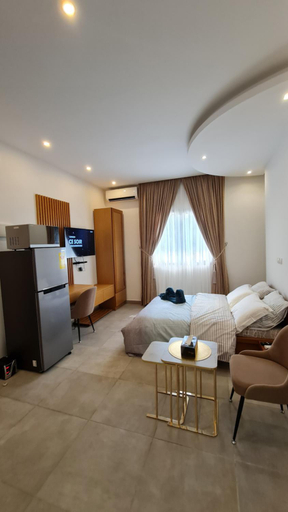 Others 5, KBK Lodge, Komo-Mondah
