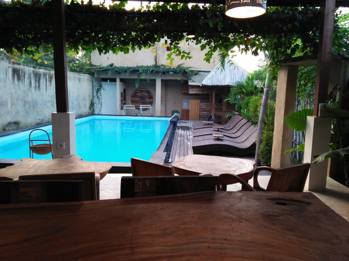 Swimming Pool 4