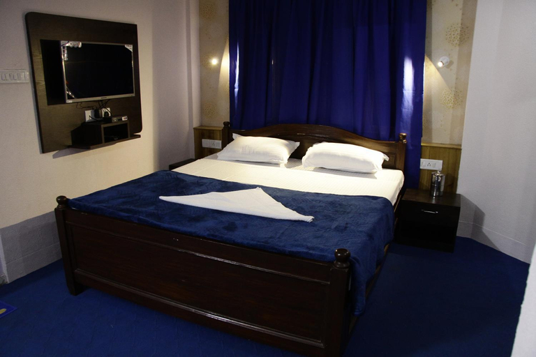 Others 5, Hotel Paradiso, Darjiling