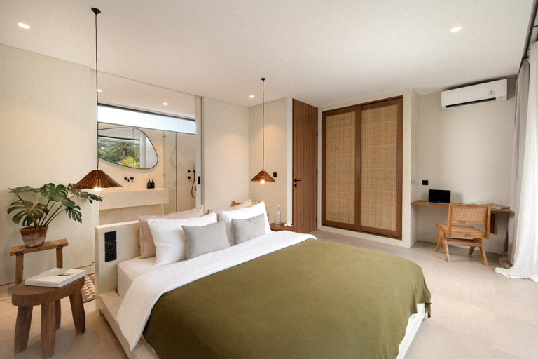 Bedroom 30