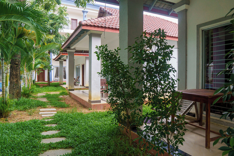 Exterior & Views 2, New Dragon Inn Guest House, Kaeb